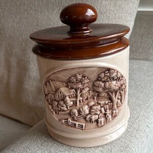 Vintage Hershey Molds Homestead Farm Country Scene Canister Cookie Jar